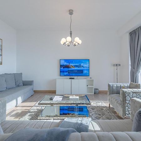 Marco Polo - Marvelous & Luxurious Apt With Dubai Eye & Sea View Lägenhet Exteriör bild
